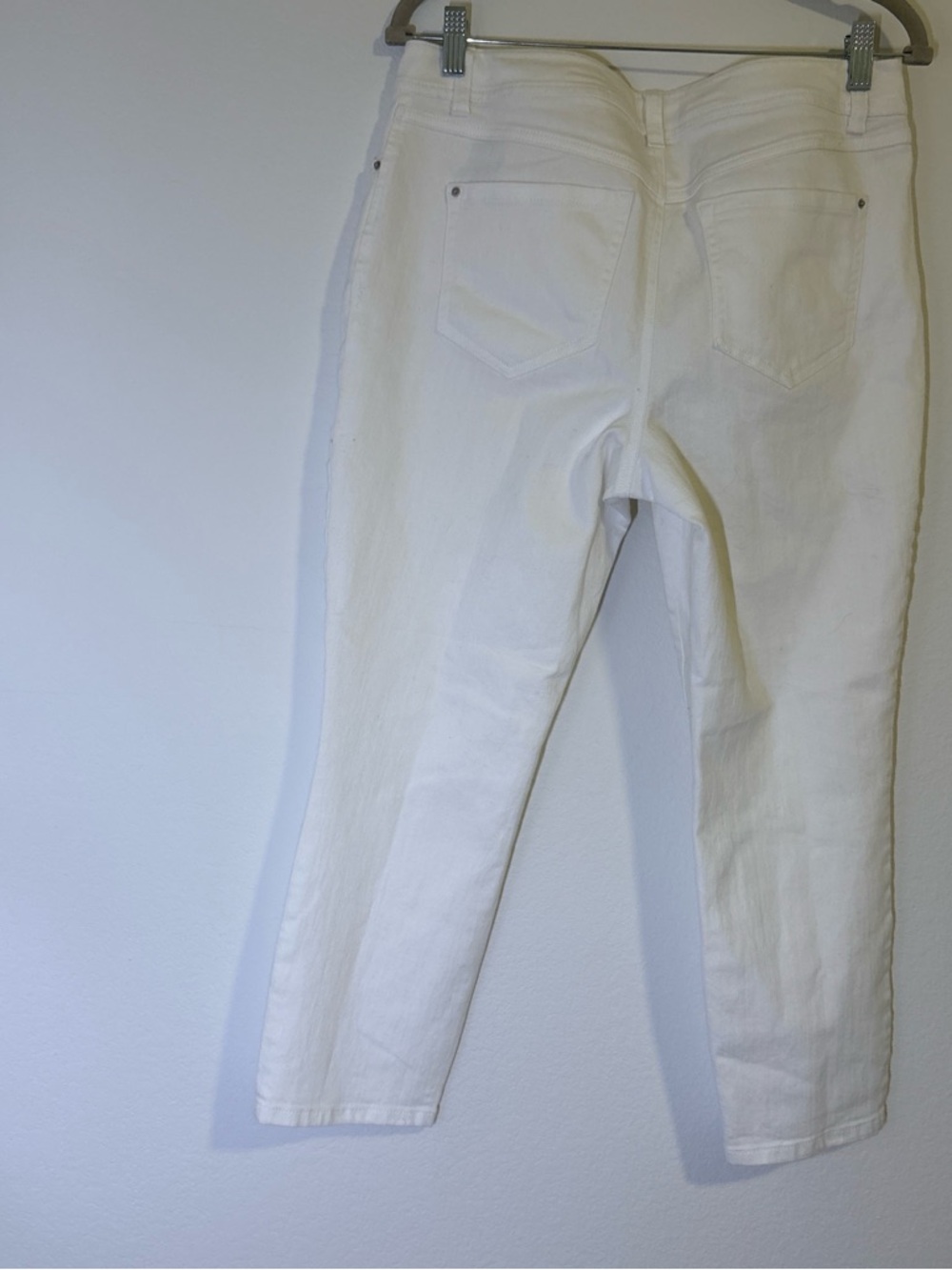 INC International Concepts White Skinny Jeans - Picture 8 of 9